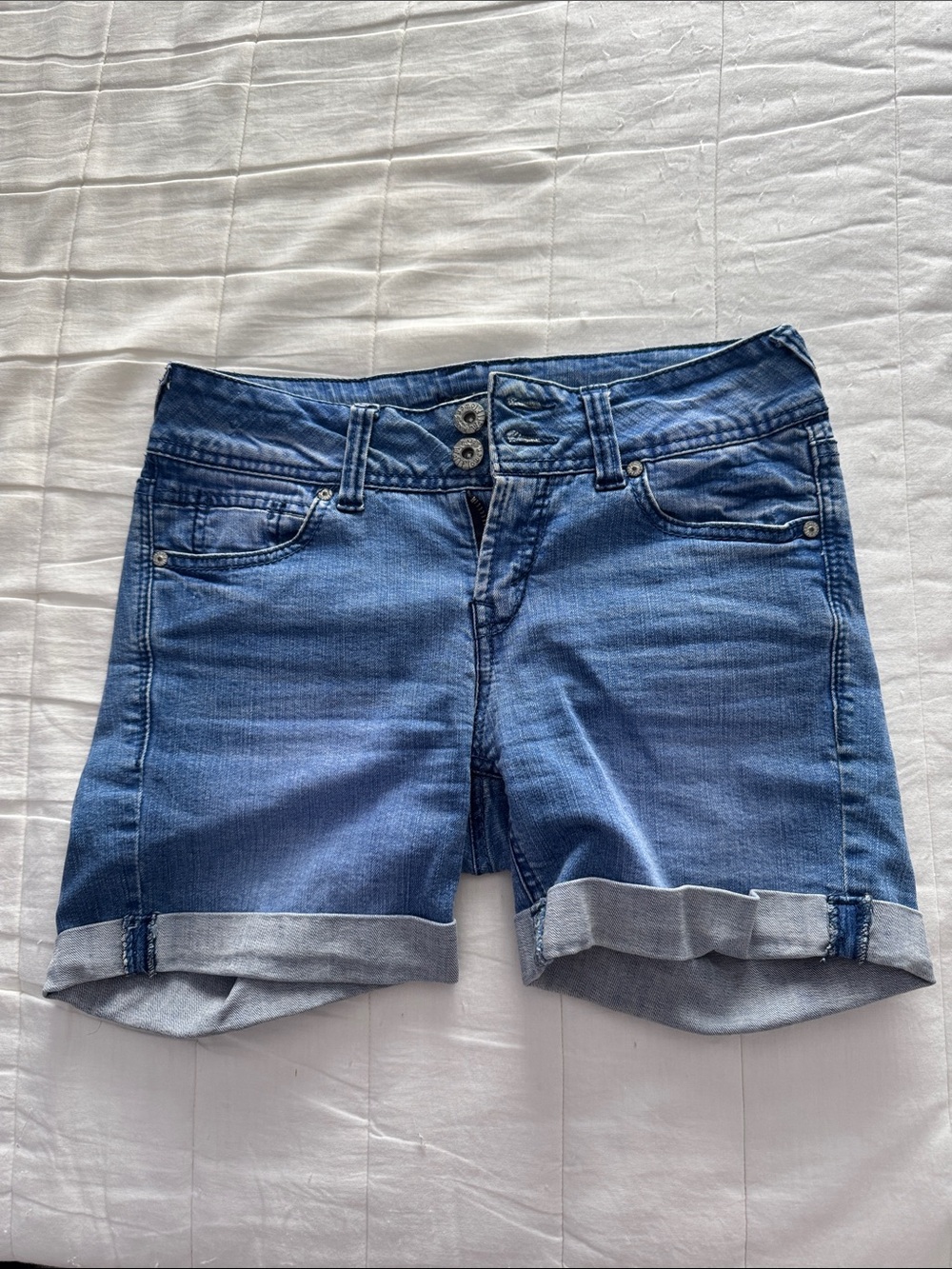 Wallflower Rolled-Cuff Denim Shorts - Blue Wash